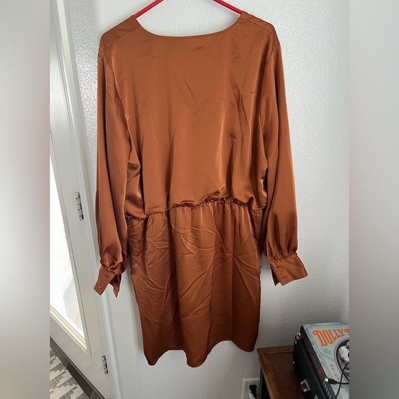 Worthington satin rust colored knee length XXL NWT. great for holiday parties - Picture 2 of 4